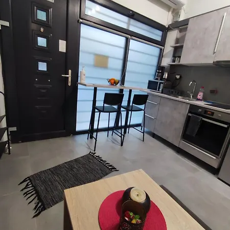 Giannis Apartment